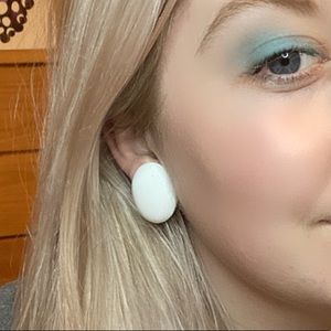 Vintage Napier Clip On Earrings White Oval Acrylic Gold Mod Eggs